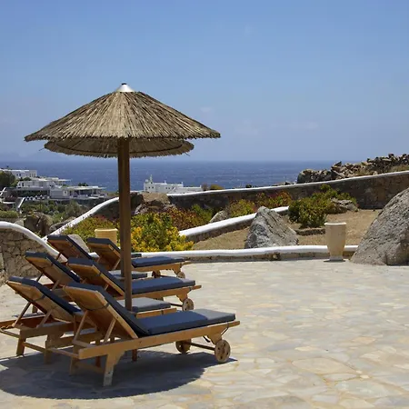 Villa In Mykonos With Sea View And Pool