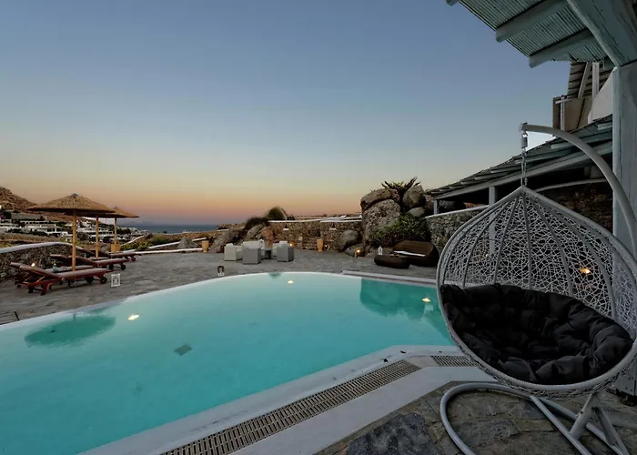 Vila In Mykonos With Sea View And Pool